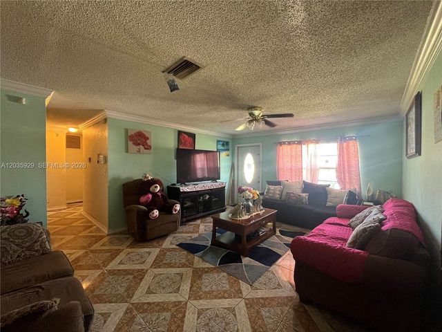 314 SW 79th Way, North Lauderdale, FL 33068