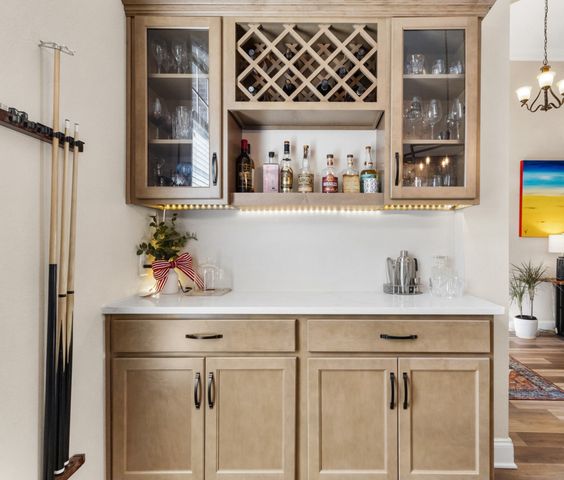 1076 Willow Cir, Clarksville, TN 37043