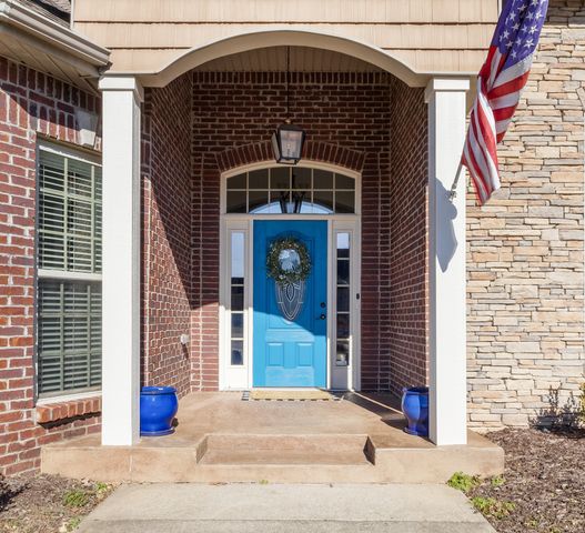 1076 Willow Cir, Clarksville, TN 37043