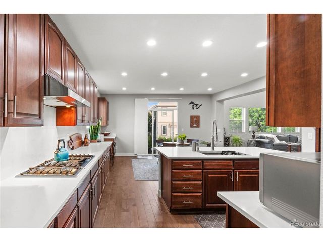 5984 S Paris Pl, Greenwood Village, CO 80111