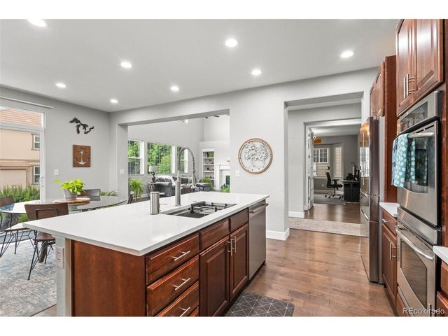 5984 S Paris Pl, Greenwood Village, CO 80111