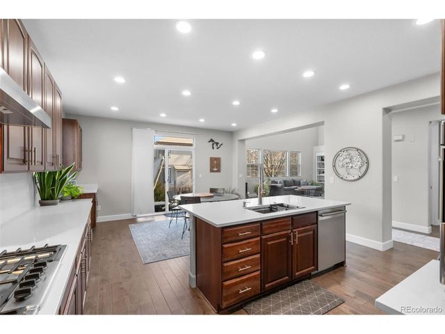5984 S Paris Pl, Greenwood Village, CO 80111