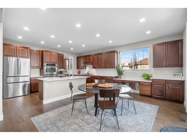 5984 S Paris Pl, Greenwood Village, CO 80111