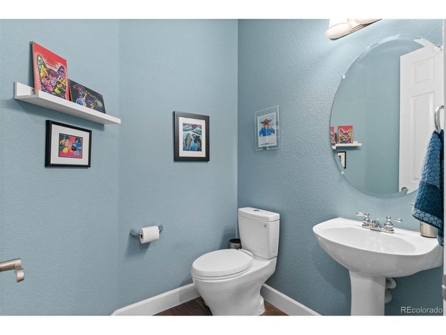 5984 S Paris Pl, Greenwood Village, CO 80111