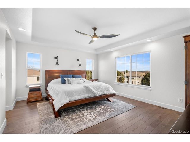 5984 S Paris Pl, Greenwood Village, CO 80111