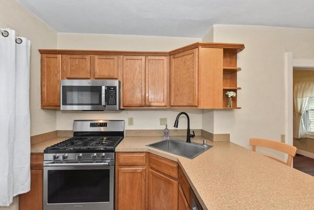 1203 Lincoln AVENUE, Waukesha, WI 53186