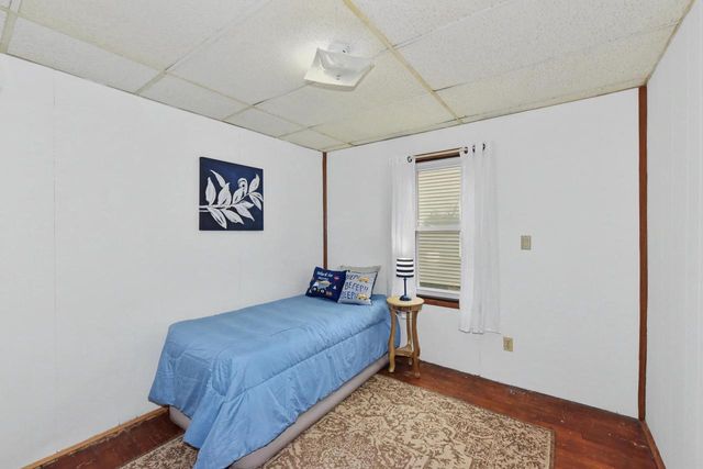 1203 Lincoln AVENUE, Waukesha, WI 53186