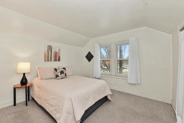 1203 Lincoln AVENUE, Waukesha, WI 53186