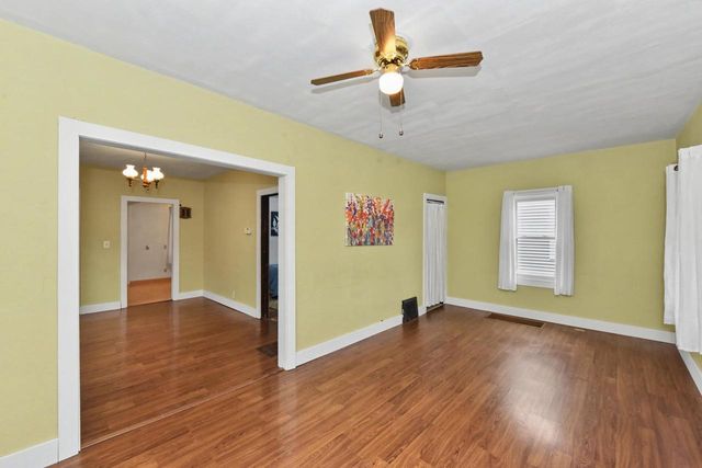 1203 Lincoln AVENUE, Waukesha, WI 53186