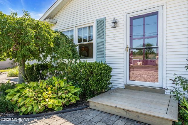 39 Parkers Point Boulevard, Forked River, NJ 08731