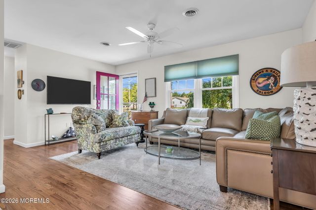 39 Parkers Point Boulevard, Forked River, NJ 08731