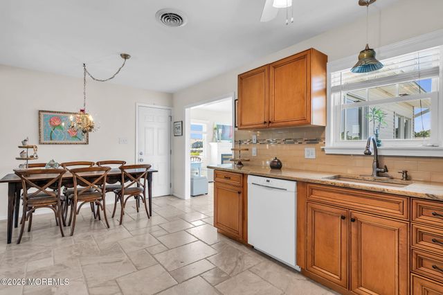 39 Parkers Point Boulevard, Forked River, NJ 08731