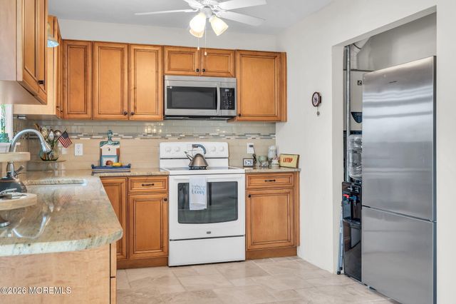 39 Parkers Point Boulevard, Forked River, NJ 08731