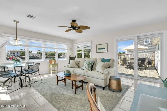 39 Parkers Point Boulevard, Forked River, NJ 08731