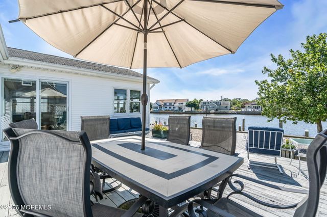 39 Parkers Point Boulevard, Forked River, NJ 08731