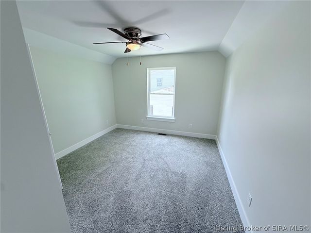 1421 Mount Zion Road, Henryville, IN 47126