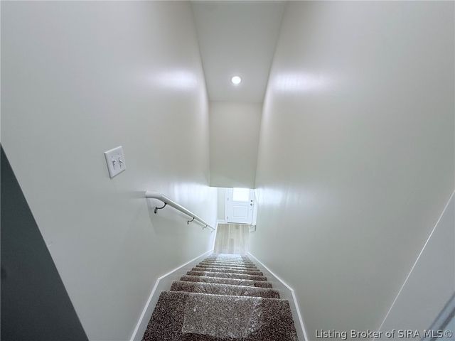 1421 Mount Zion Road, Henryville, IN 47126