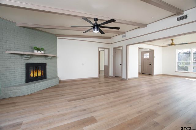 1812 Sequoia Dr, Tyler, TX 75703