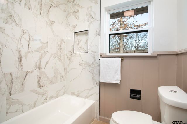 1812 Sequoia Dr, Tyler, TX 75703