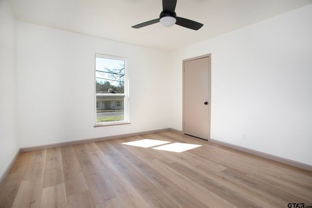 1812 Sequoia Dr, Tyler, TX 75703