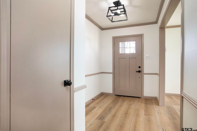 1812 Sequoia Dr, Tyler, TX 75703