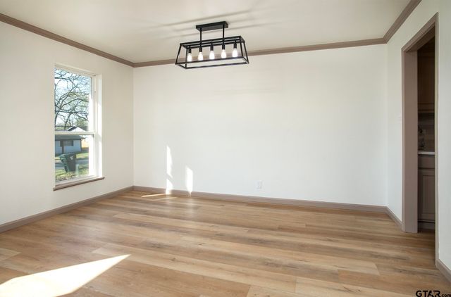 1812 Sequoia Dr, Tyler, TX 75703