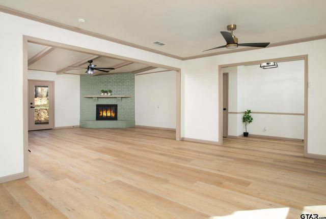 1812 Sequoia Dr, Tyler, TX 75703