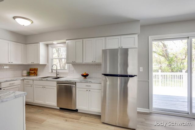 279 Andover Street Se, City Of Kentwood, MI 49548