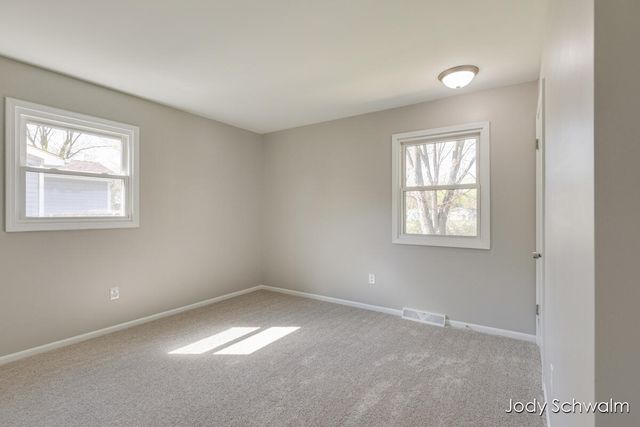 279 Andover Street Se, City Of Kentwood, MI 49548