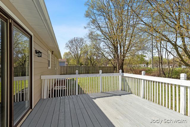 279 Andover Street Se, City Of Kentwood, MI 49548