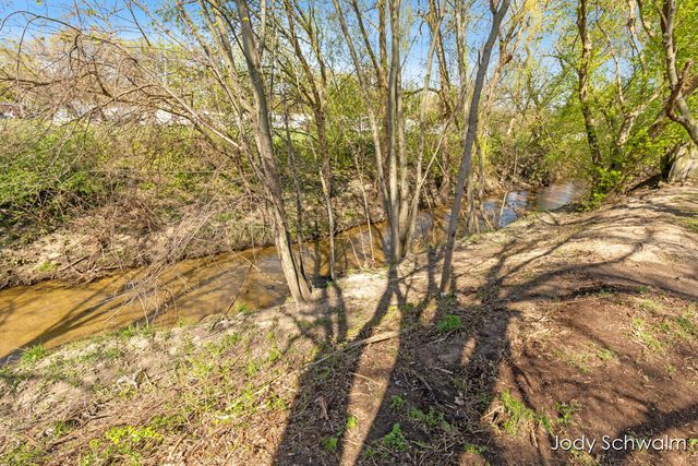 279 Andover Street Se, City Of Kentwood, MI 49548