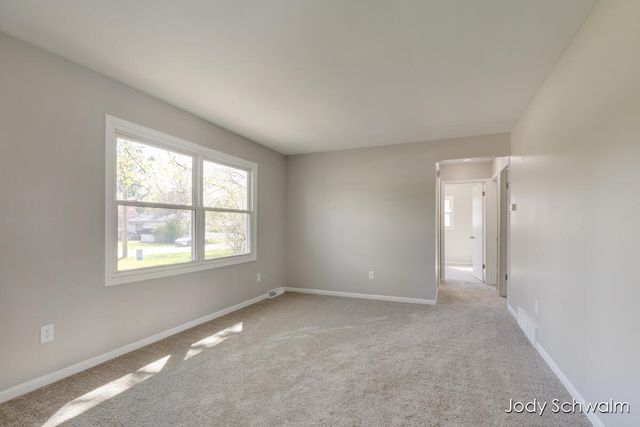279 Andover Street Se, City Of Kentwood, MI 49548