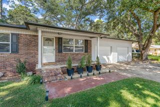 309 Cloverdale Boulevard, Fort Walton Beach, FL 32547