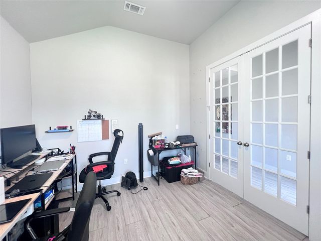 9616 GRAPEVINE LEAF DR, Manor, TX 78653