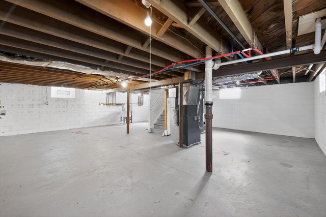 4465 N 64th STREET, Milwaukee, WI 53218