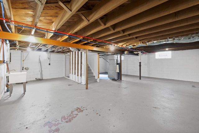 4465 N 64th STREET, Milwaukee, WI 53218
