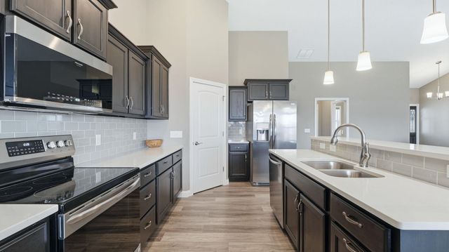 13553 Stone Table Boulevard, Fort Wayne, IN 46845