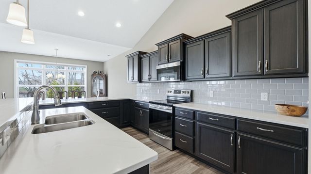 13553 Stone Table Boulevard, Fort Wayne, IN 46845