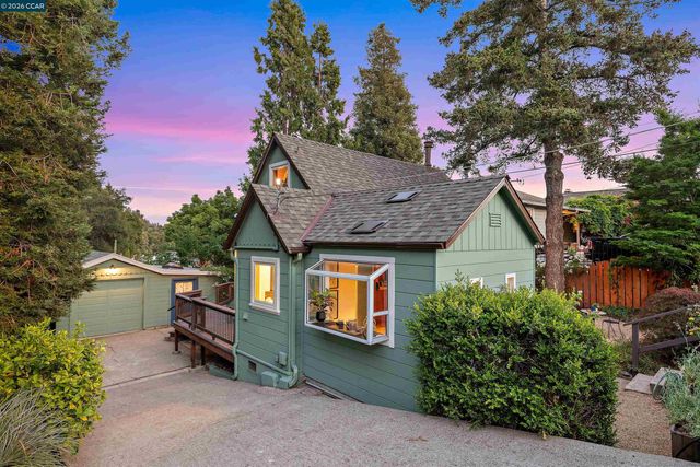 3754 Enos Ave, Oakland, CA 94619