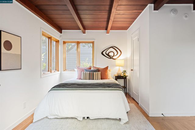 3754 Enos Ave, Oakland, CA 94619