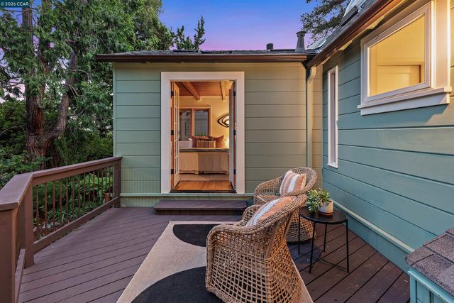 3754 Enos Ave, Oakland, CA 94619