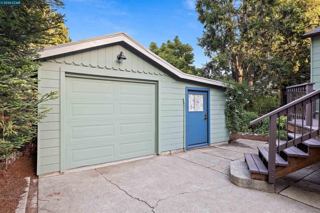 3754 Enos Ave, Oakland, CA 94619