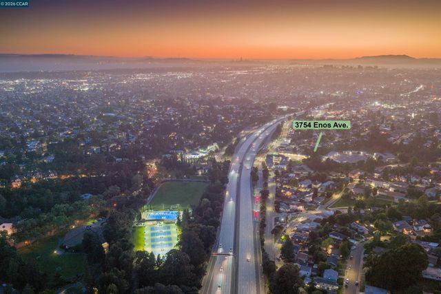 3754 Enos Ave, Oakland, CA 94619