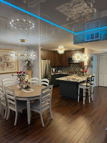 11A Kingery Quarter 202, Willowbrook, IL 60527