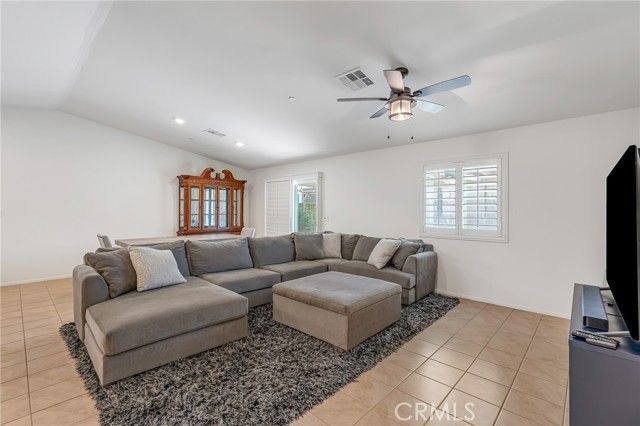 11409 Bellevue, Adelanto, CA 92301