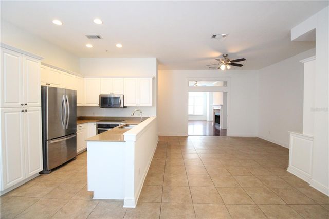 132 NE 4TH STREET 23, Gainesville, FL 32601