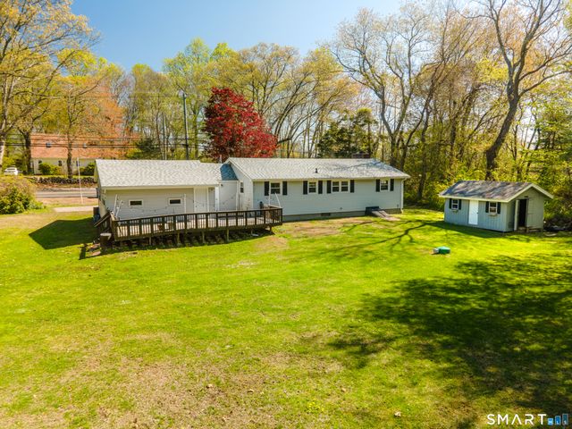 950 Old Colchester Road, Montville, CT 06370