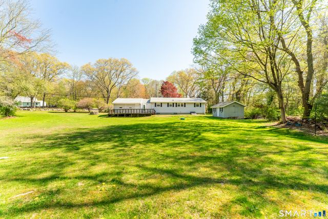 950 Old Colchester Road, Montville, CT 06370