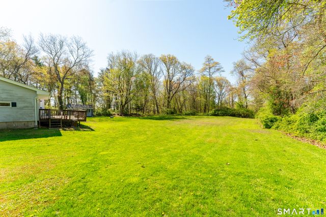 950 Old Colchester Road, Montville, CT 06370