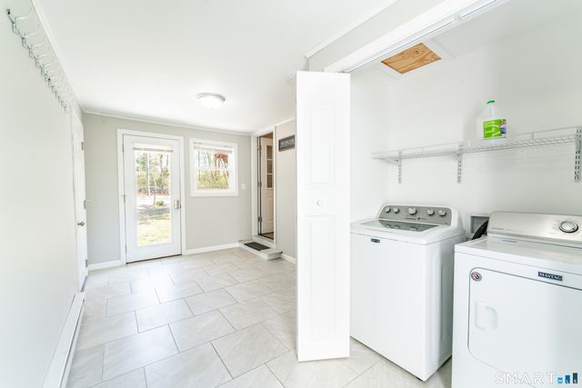 950 Old Colchester Road, Montville, CT 06370